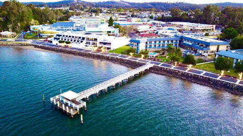 Zorba Waterfront Motel - Accommodation Batemans Bay 0