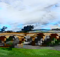 Tasmania 6 Day 'Tour in Circle' - Accommodation Batemans Bay