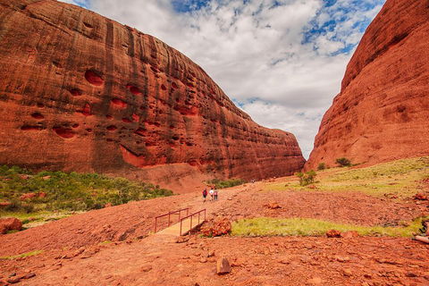 Kata Tjuta Sunrise And Valley Of The Winds Half-Day Trip - Accommodation Batemans Bay 3