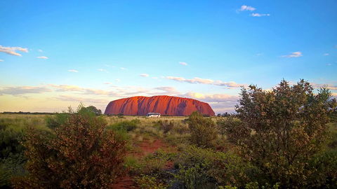 Uluru (Ayers Rock) Sunset Tour - Accommodation Batemans Bay 2