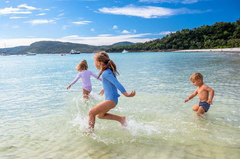 Whitehaven Beach And Daydream Island Cruise - Accommodation Batemans Bay 3