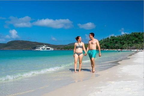 Whitehaven Beach Half-Day Cruises - Accommodation Batemans Bay 3