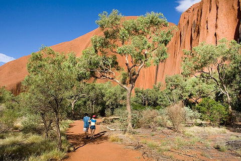 Full Uluru Base Walk At Sunrise Including Breakfast - Accommodation Batemans Bay 0