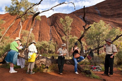 Full Uluru Base Walk At Sunrise Including Breakfast - Accommodation Batemans Bay 5