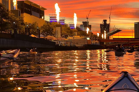 Melbourne Sunset Kayaking Experience With Dinner - Accommodation Batemans Bay 4