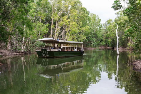 Hartley's Crocodile Adventures Breakfast With The Koalas - Accommodation Batemans Bay 0