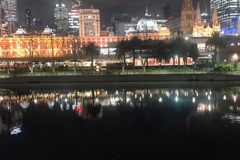 Melbourne By Night Especially Created If You Are Time Restricted . - Accommodation Batemans Bay 1