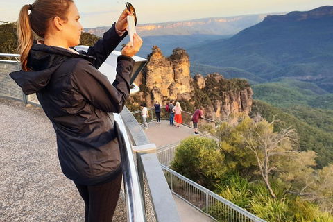 Ultimate Blue Mountains Waterfalls, Walks & Sunset PRIVATE Tour - Accommodation Batemans Bay 1