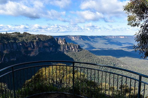 Blue Mountains Vintage Cadillac Tour With Local Guide - Accommodation Batemans Bay 5
