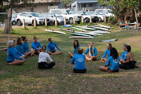 Monthly Intro / Beginner Surf Clinics For Women - Byron Bay / Lennox Head - Accommodation Batemans Bay 4