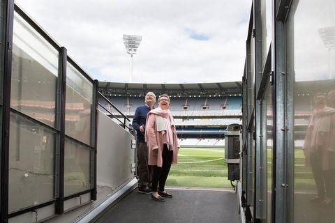 Ultimate Sports Lovers Bus Tour Of Melbourne - Accommodation Batemans Bay 3