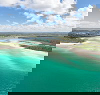 Deluxe Seaplane Tour Noosa to Glasshouse Adventure for 2 with Photobook - Accommodation Batemans Bay