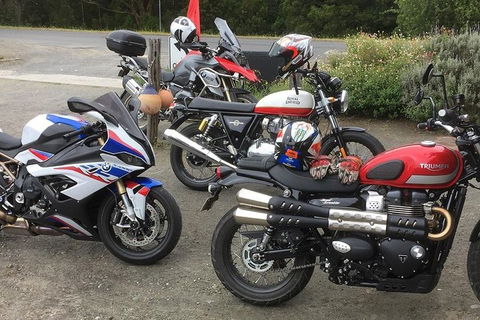 Triumph Street Scrambler 900cc - Accommodation Batemans Bay 4