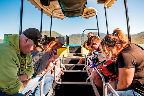 Airlie Beach Glass Bottom Boat Tour - Accommodation Batemans Bay 0